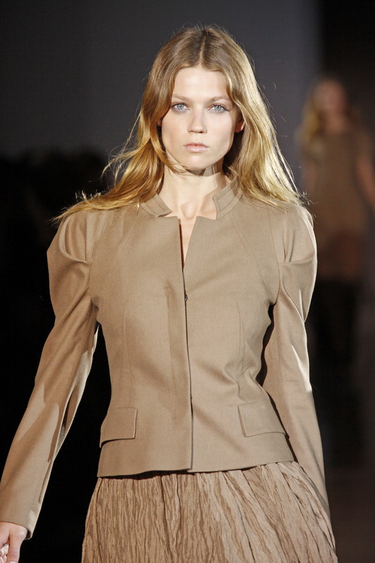  BOSS BLACK 09ﶬDƬ