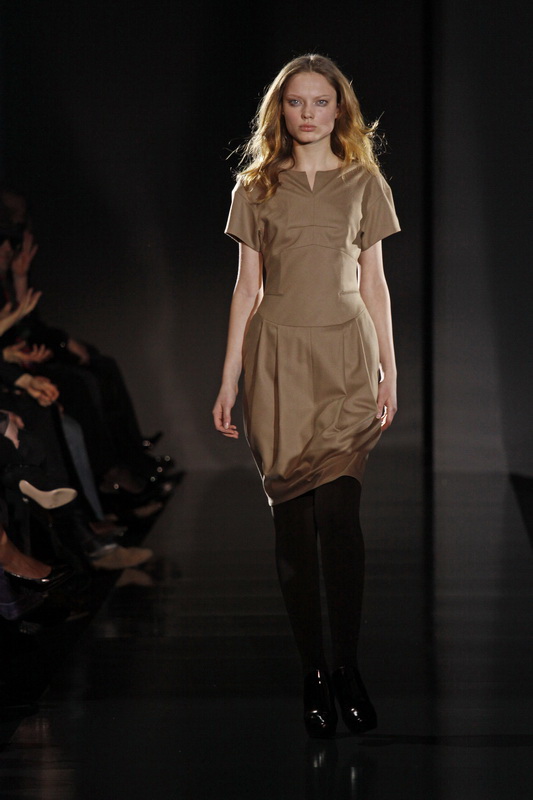  BOSS BLACK 09ﶬDƬ