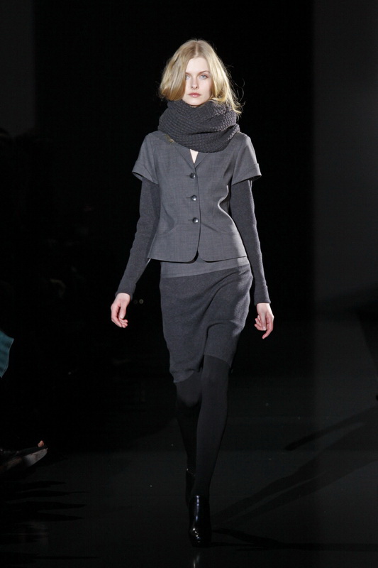  BOSS BLACK 09ﶬDƬ