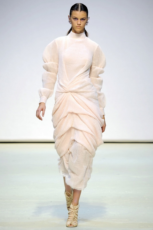 Marios Schwab 10春夏