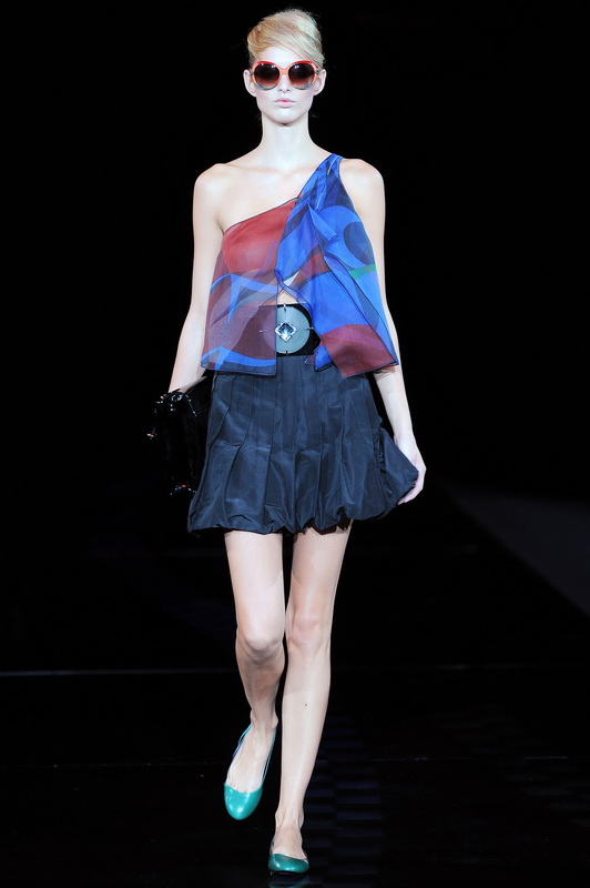 Giorgio Armani 10ĸDƬ