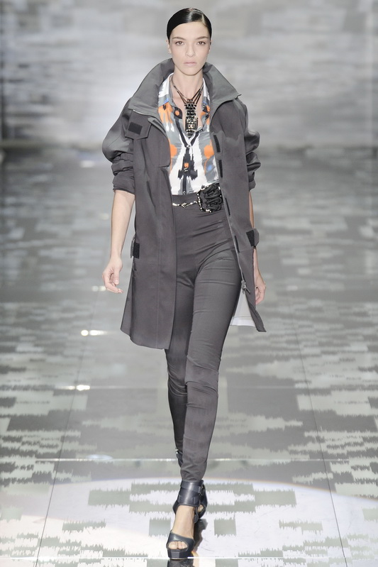 Gucci 10���ĸ���DƬ