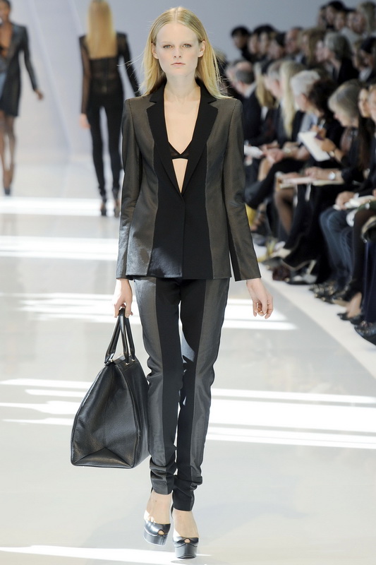 Akris 10���ĸ���DƬ