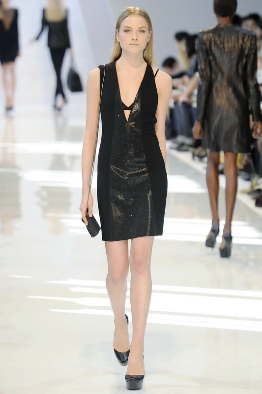 Akris 10���ĸ���DƬ