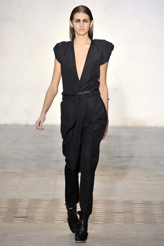 Kris Van Assche 10ĸDƬ