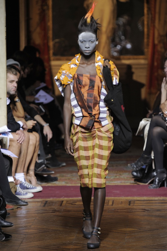 Vivienne Westwood 10ĸDƬ