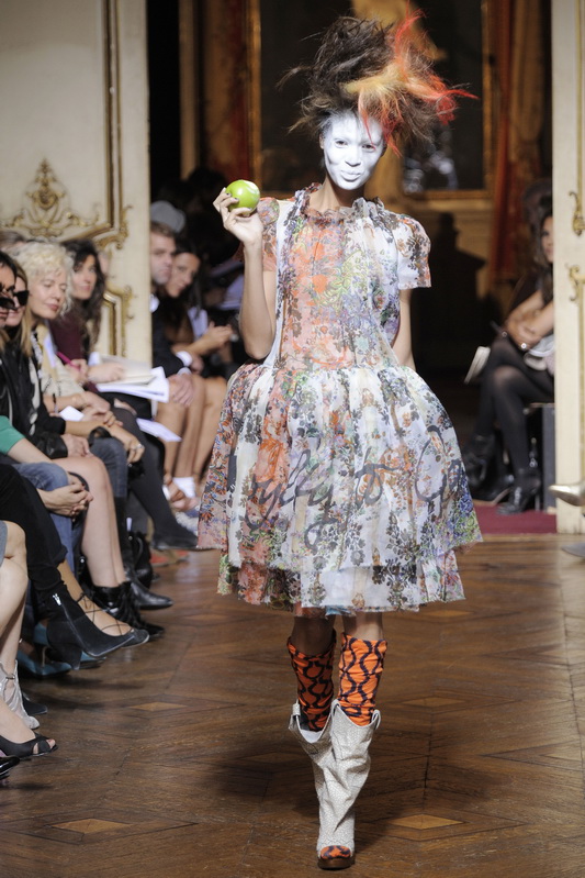 Vivienne Westwood 10ĸDƬ