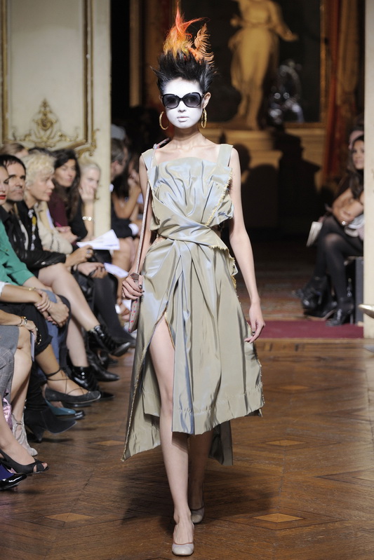 Vivienne Westwood 10ĸDƬ