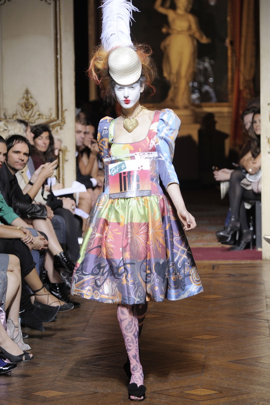 Vivienne Westwood 10ĸDƬ