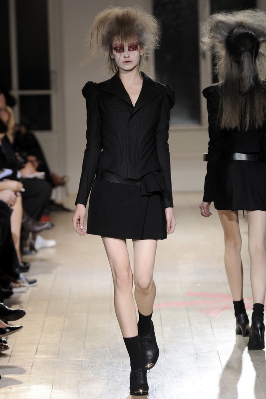 Yohji Yamamoto 10ĸDƬ