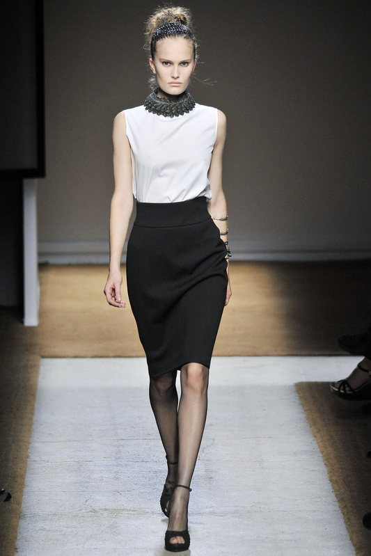 Yves Saint Laurent 10ĸDƬ