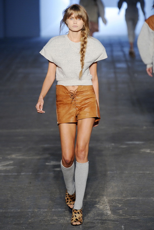 Alexander Wang 10ĸDƬ