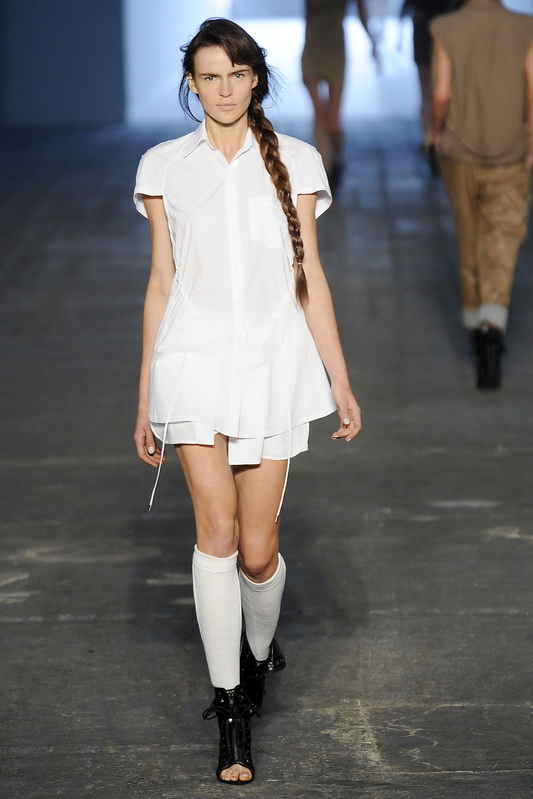 Alexander Wang 10ĸDƬ