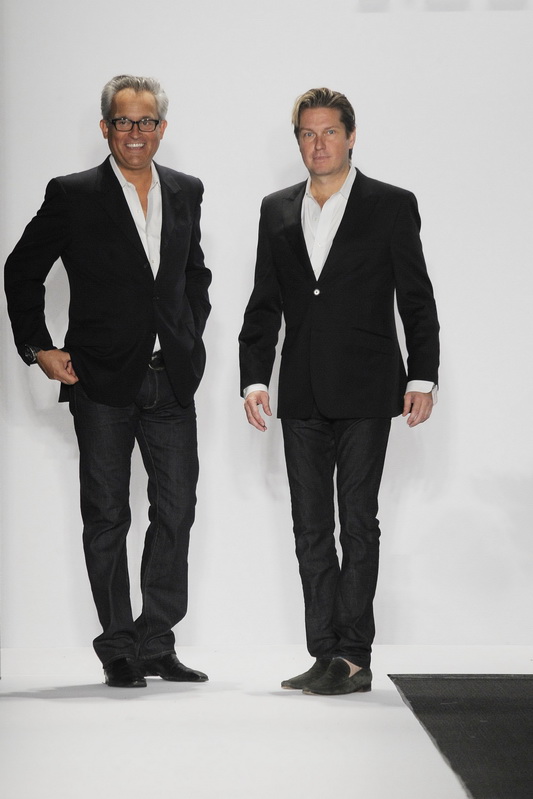 Badgley Mischka 10ĸDƬ