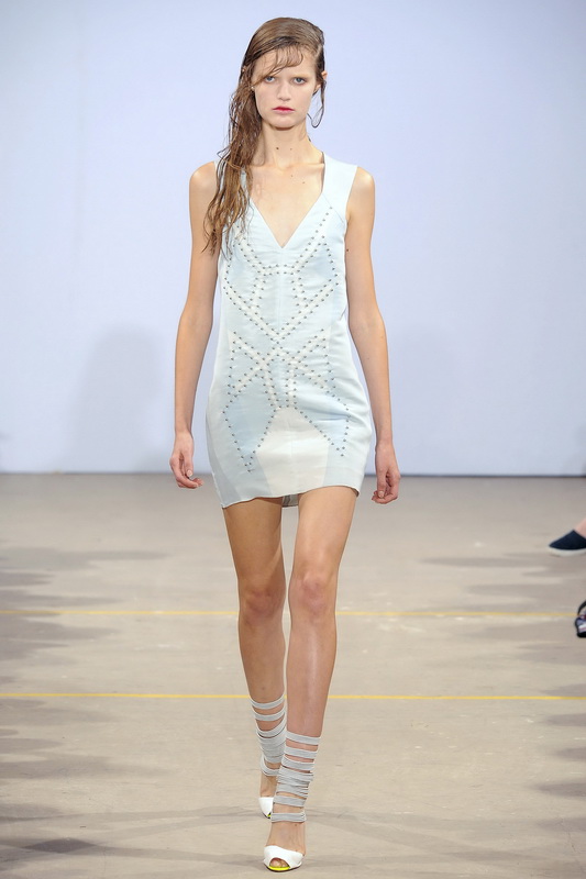 Jonathan Saunders 10ĸDƬ