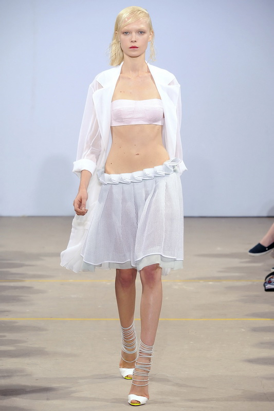 Jonathan Saunders 10ĸDƬ