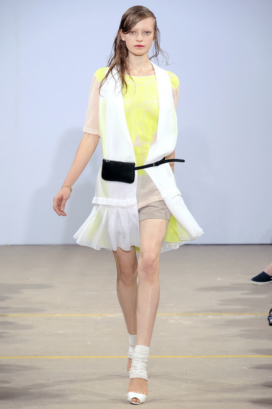 Jonathan Saunders 10ĸDƬ