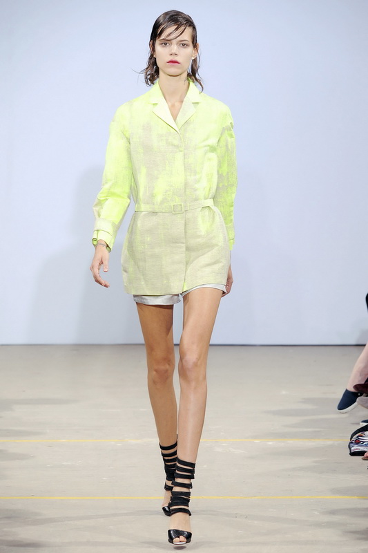 Jonathan Saunders 10���ĸ���DƬ