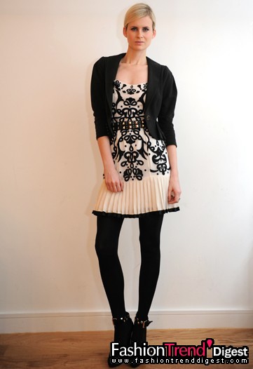 Temperley London 10ﶬDƬ