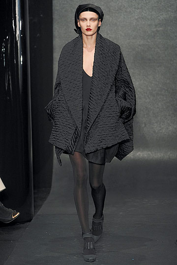 Donna Karan 10�ﶬ����DƬ