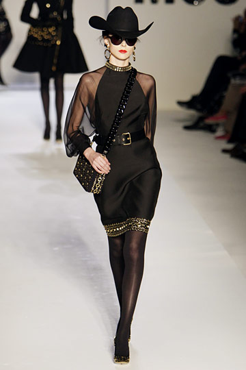 Moschino 10ﶬDƬ