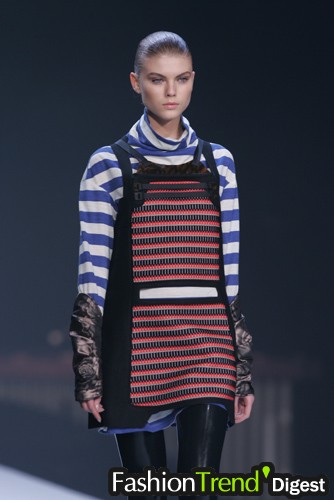 Hussein Chalayan 07ﶬDƬ