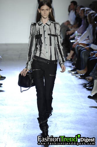 Phi 08���ĸ���DƬ