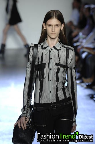 Phi 08���ĸ���DƬ