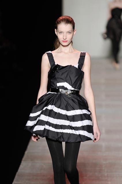 Marc by Marc Jacobs 08ﶬDƬ