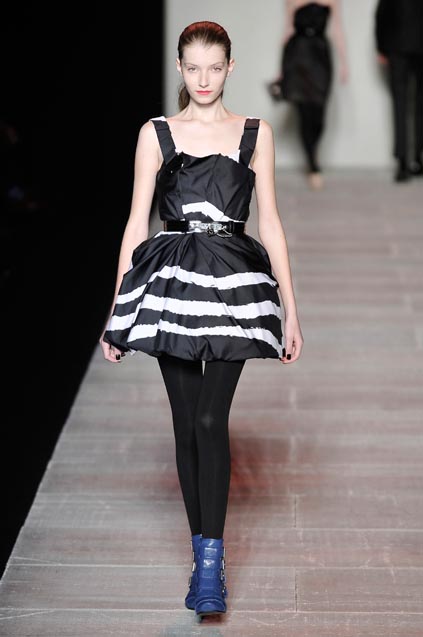 Marc by Marc Jacobs 08ﶬDƬ