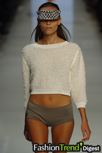 Maxmara 07���ĸ���DƬ