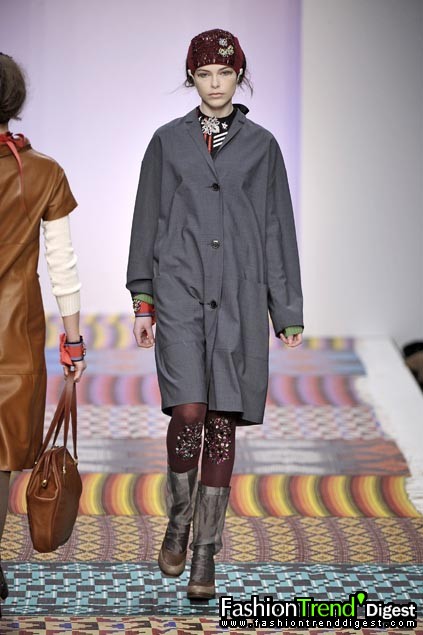 Betty Jackson 08ﶬDƬ