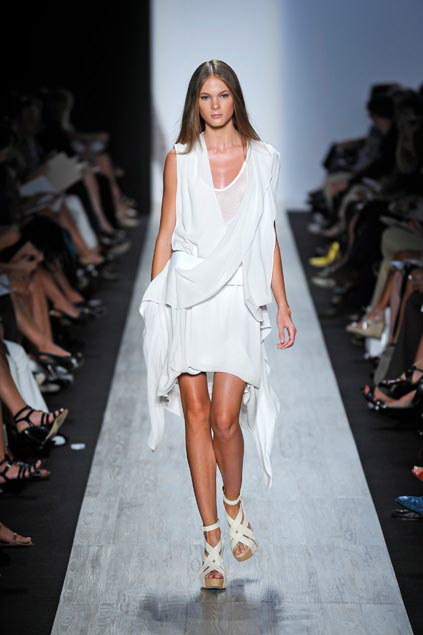 Bcbg MaxAzria 09春夏