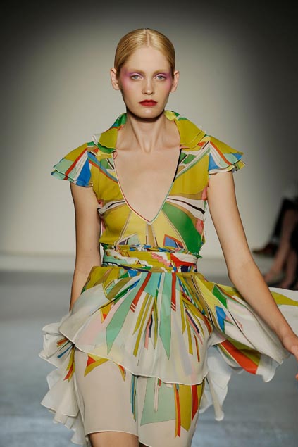 Jonathan Saunders 09���ĸ���DƬ