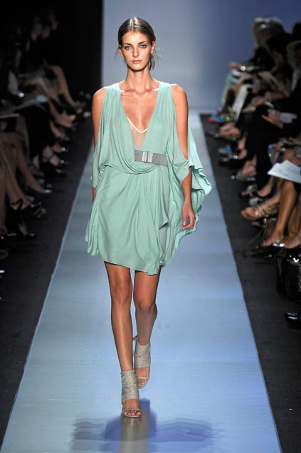 Max Azria Collection 09���ĸ���DƬ