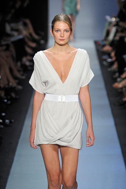 Max Azria Collection 09���ĸ���DƬ