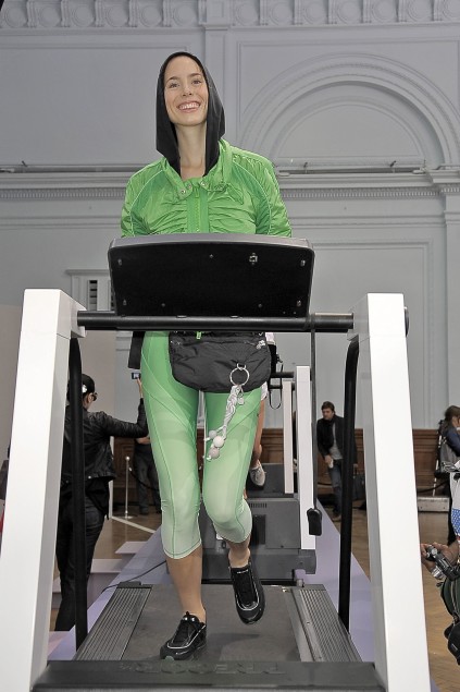 Adidas by Stella McCartney 09���ĸ���DƬ