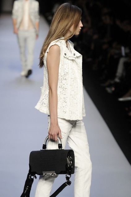 C N C by Costume National 09ĸDƬ