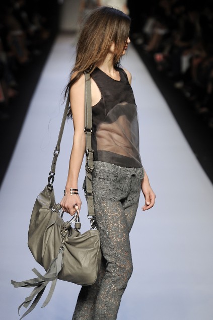 C N C by Costume National 09ĸDƬ