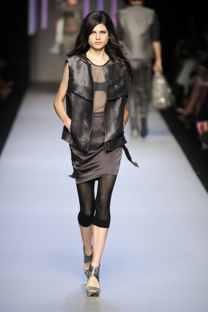 C N C by Costume National 09ĸDƬ