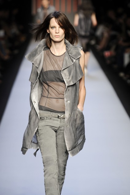 C N C by Costume National 09ĸDƬ