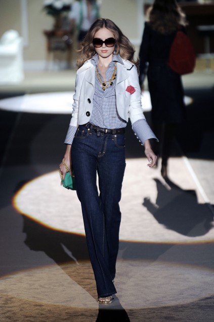 D Squared 09���ĸ���DƬ