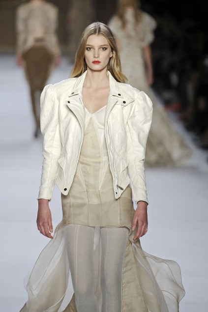 Nina Ricci 09���ĸ���DƬ