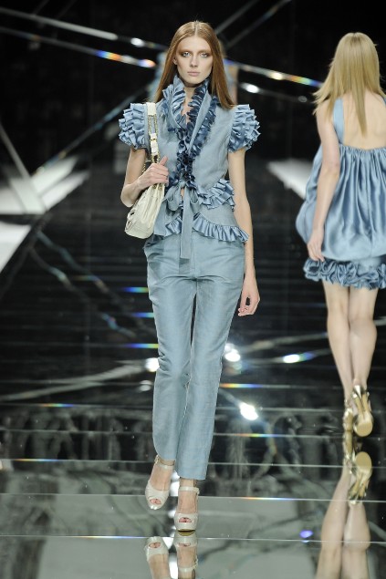 Elie Saab 09���ĸ���DƬ