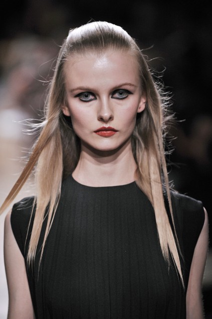 Miu Miu 09���ĸ���DƬ