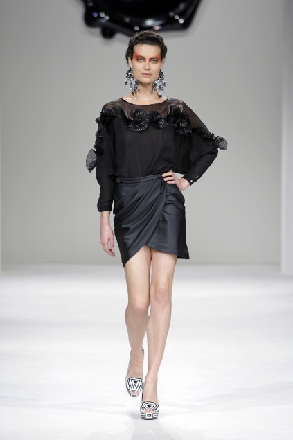 Viktor & Rolf 09���ĸ���DƬ